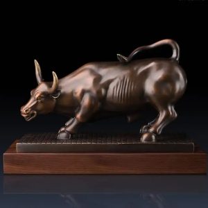 Designer Brass Sculpture for Home and Office Decor